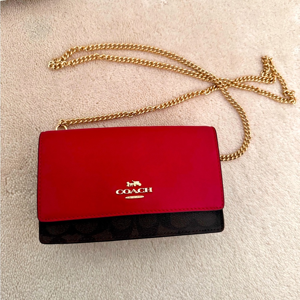 Coach women clutch size cross bag with chain